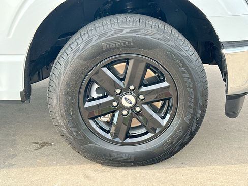 Used 2023 Ford F150 XLT image 10