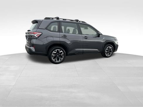 Certified 2025 Subaru Forester image 9