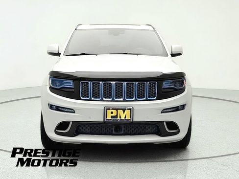 Used 2015 Jeep Grand Cherokee SRT w/ Luxury Group II AWD/4WD image 2
