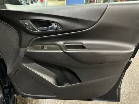 Used 2021 Chevrolet Equinox LT AWD/4WD image 21