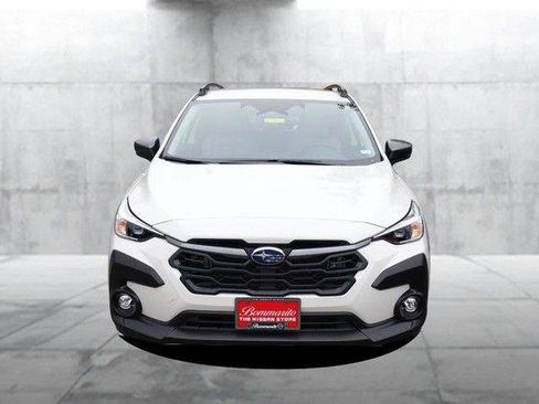 Used 2025 Subaru Crosstrek 2.5i Premium AWD/4WD image 4