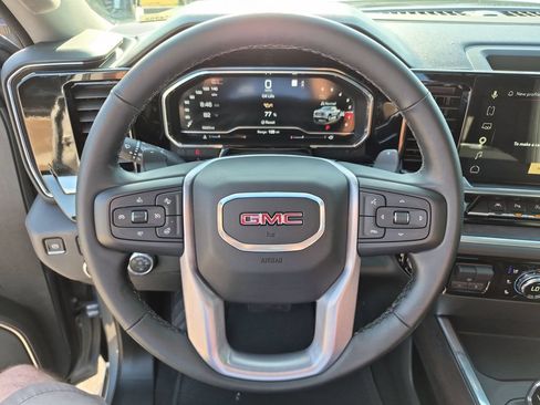 Used 2025 GMC Sierra 1500 SLT AWD/4WD image 25