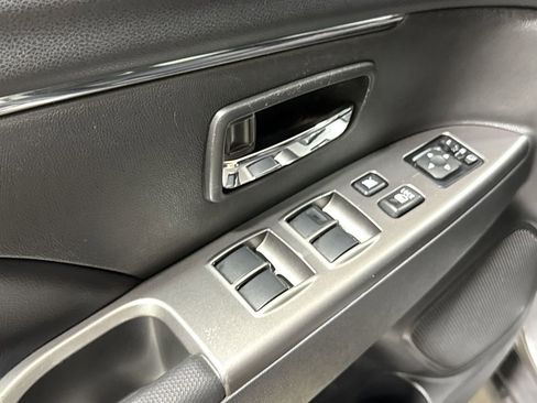 Used 2024 Mitsubishi Outlander Sport ES AWD/4WD image 20