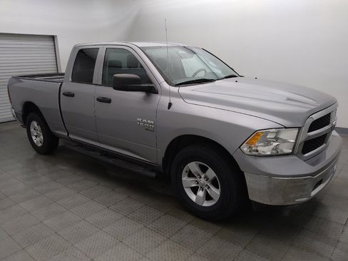 Used 2020 RAM 1500 Tradesman w/ Chrome Plus Package RWD image 11