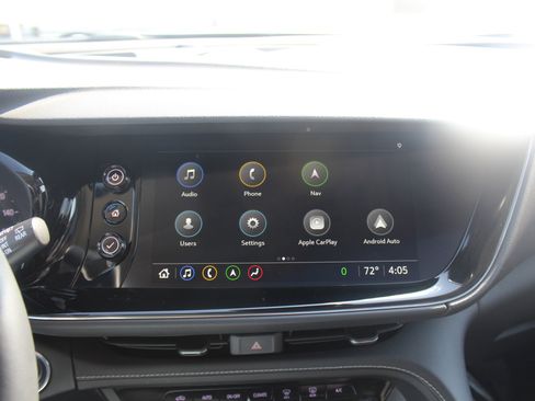 Used 2022 Buick Envision Avenir w/ Technology Package II FWD image 10