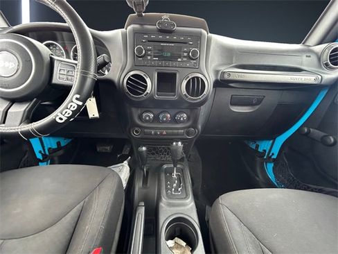 Used 2017 Jeep Wrangler Unlimited Sport image 11