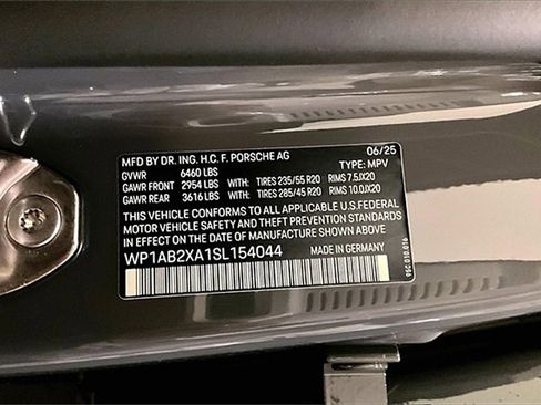 New 2025 Porsche Macan 4S Electric image 37