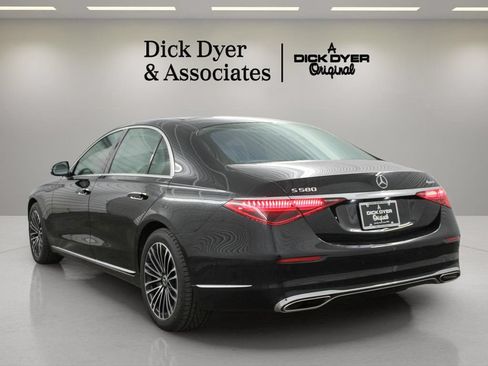 Used 2024 Mercedes-Benz S 580 4MATIC Sedan image 9