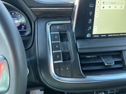 Used 2023 Chevrolet Tahoe LT w/ Luxury Package image 22