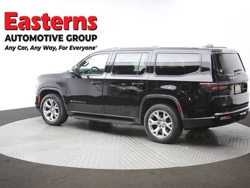 Used 2022 Jeep Wagoneer Series II AWD/4WD image 63