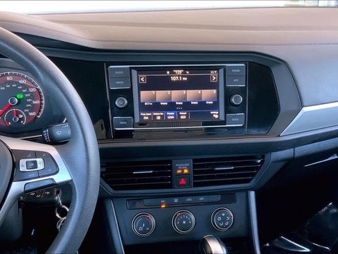 Used 2021 Volkswagen Jetta S image 7