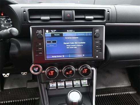 Used 2025 Toyota GR86 Premium image 6