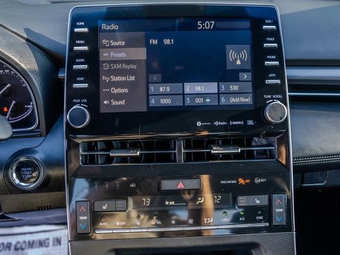 Used 2019 Toyota Avalon XSE FWD image 20