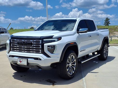 Used 2023 GMC Canyon Denali AWD/4WD image 3