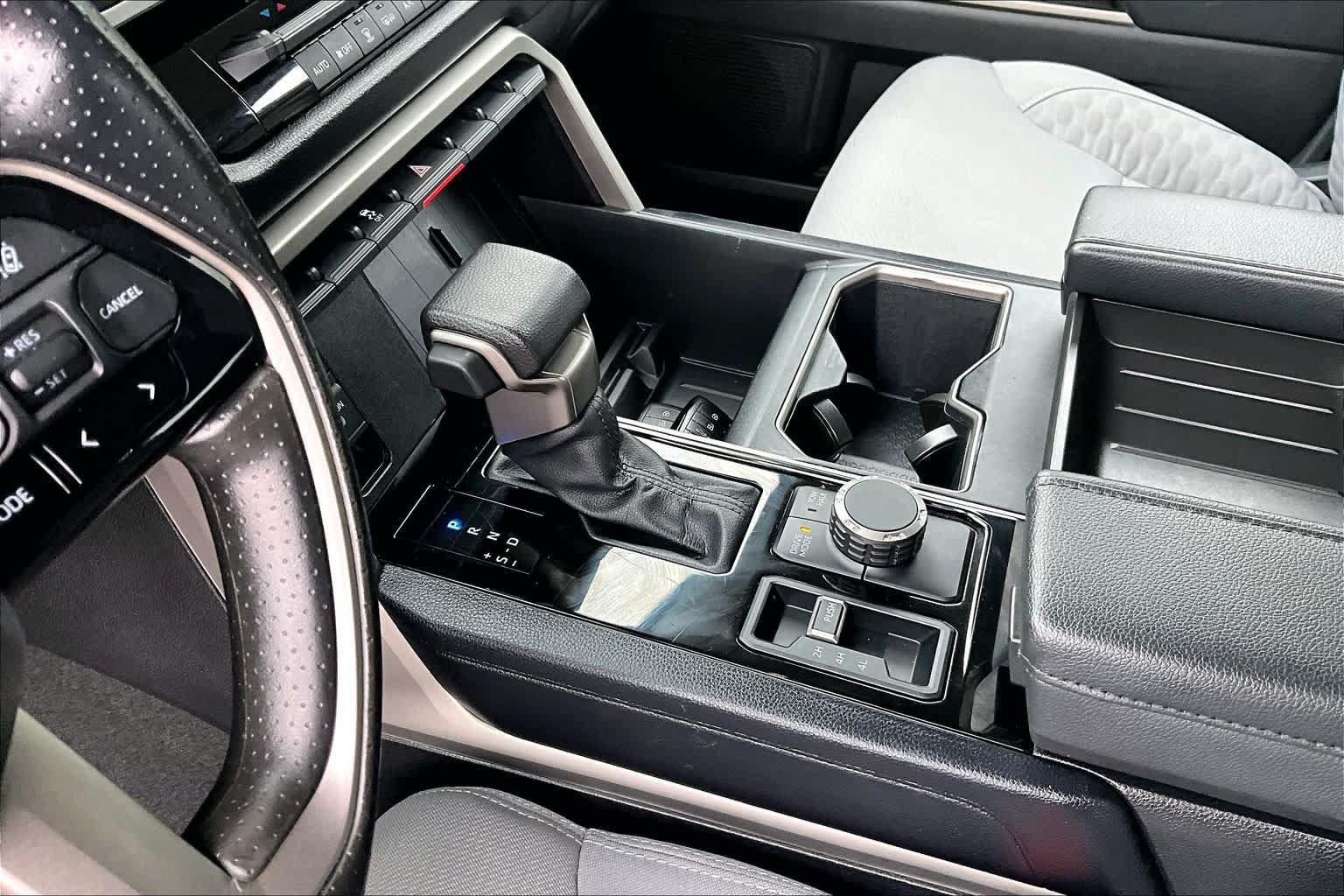 Used 2024 Toyota Tundra SR5 w/ SR5 Convenience Package AWD/4WD image 15