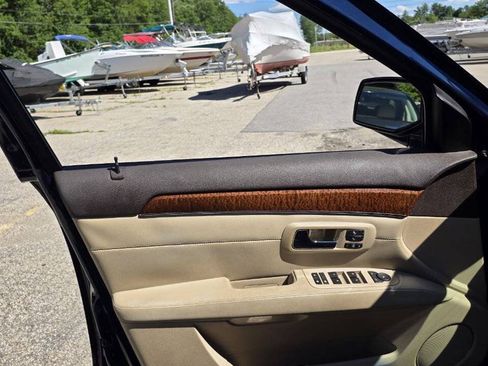 Used 2007 Cadillac SRX w/ Utility Package RWD image 13