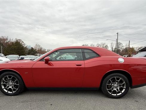 Used 2017 Dodge Challenger GT w/ Driver Convenience Group image 2