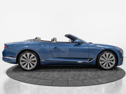 Used 2024 Bentley Continental GT V8 AWD/4WD image 10