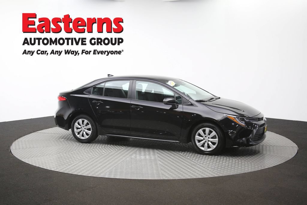 Used 2025 Toyota Corolla LE FWD image 46
