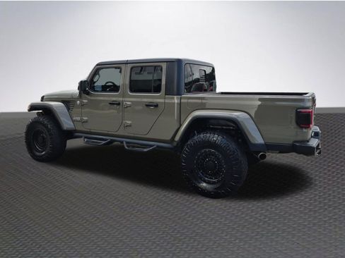 Used 2020 Jeep Gladiator Overland AWD/4WD image 5