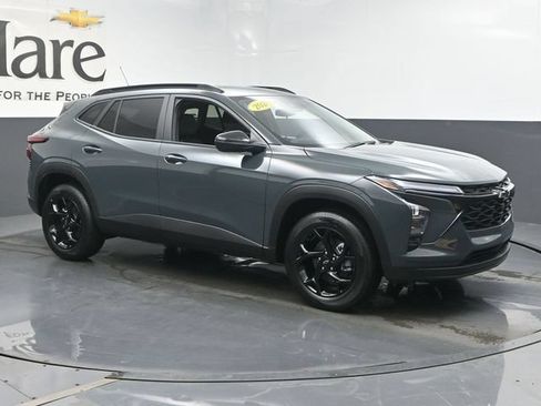 Used 2026 Chevrolet Trax LT w/ Driver Confidence Package FWD image 6