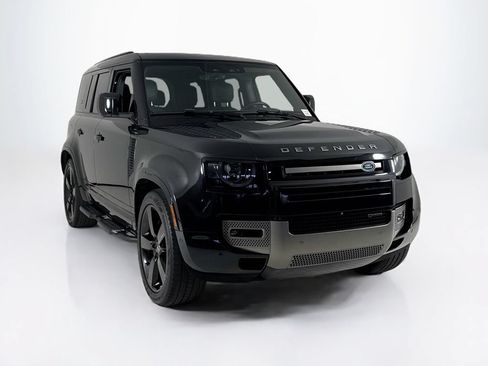 Used 2023 Land Rover Defender 110 X-Dynamic SE AWD/4WD image 7