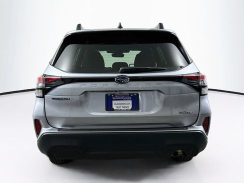 Used 2026 Subaru Forester Premium AWD/4WD image 15