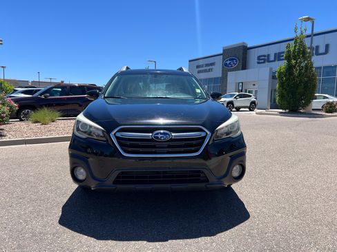 Used 2018 Subaru Outback 3.6R Limited AWD/4WD image 15
