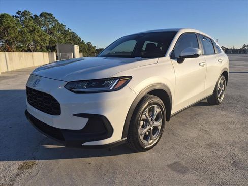 New 2026 Honda HR-V LX image 3