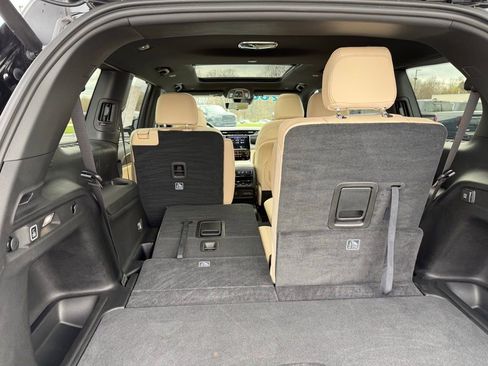 Certified 2024 Jeep Grand Cherokee L Limited w/ Luxury Tech Group II image 38