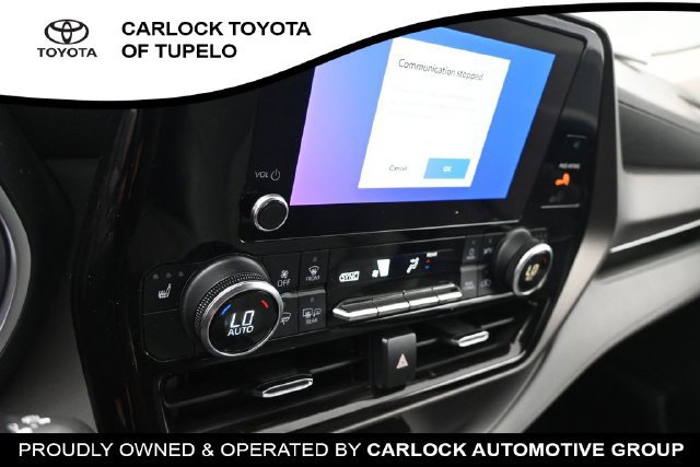 Used 2023 Toyota Highlander XLE FWD image 31