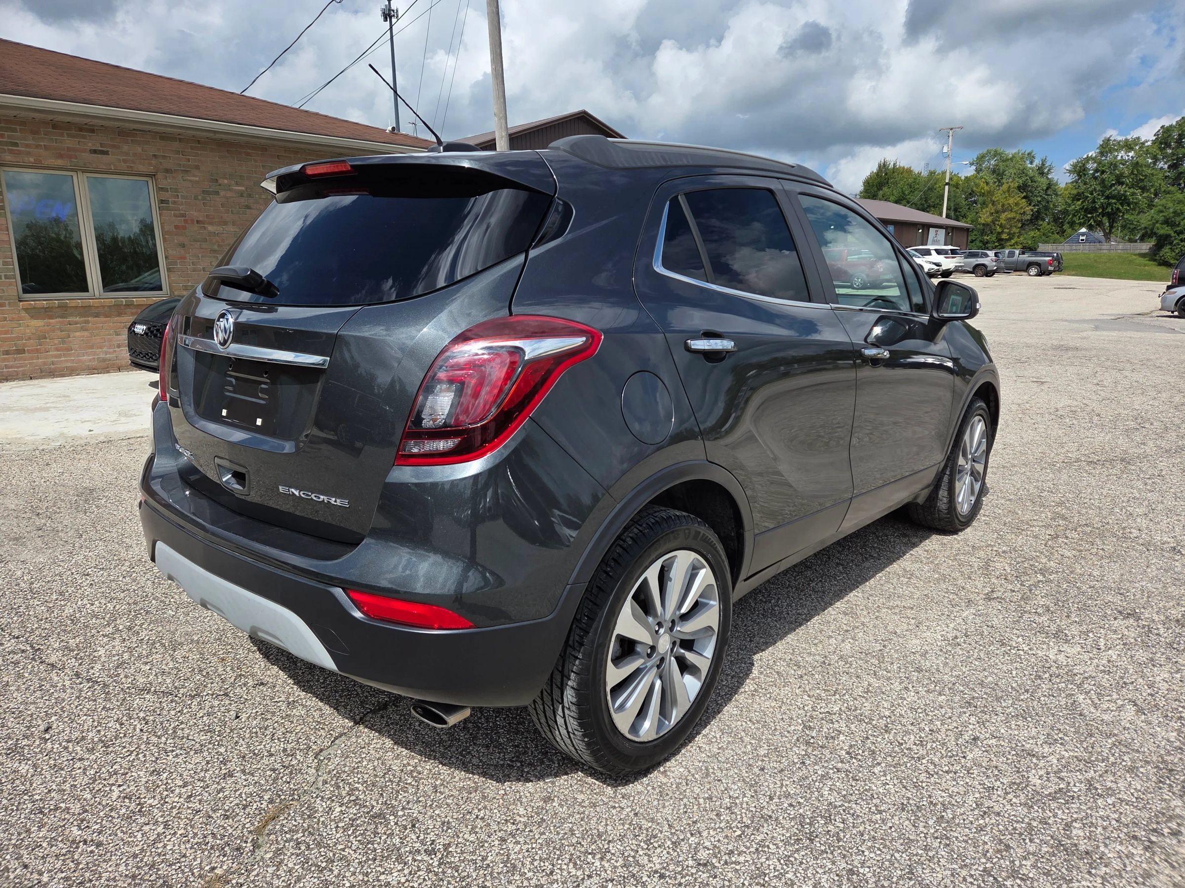 Used 2018 Buick Encore Preferred FWD image 5