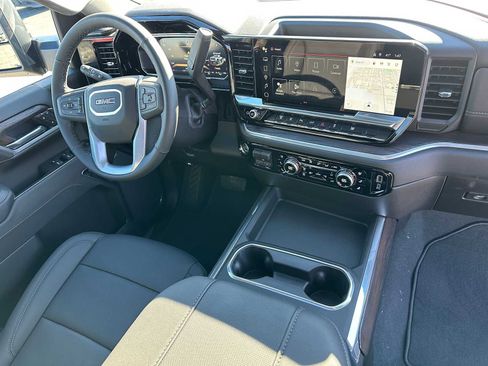 New 2026 GMC Sierra 2500 SLT w/ SLT Convenience Package image 11