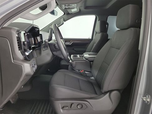 Used 2023 Chevrolet Silverado 1500 LT image 14