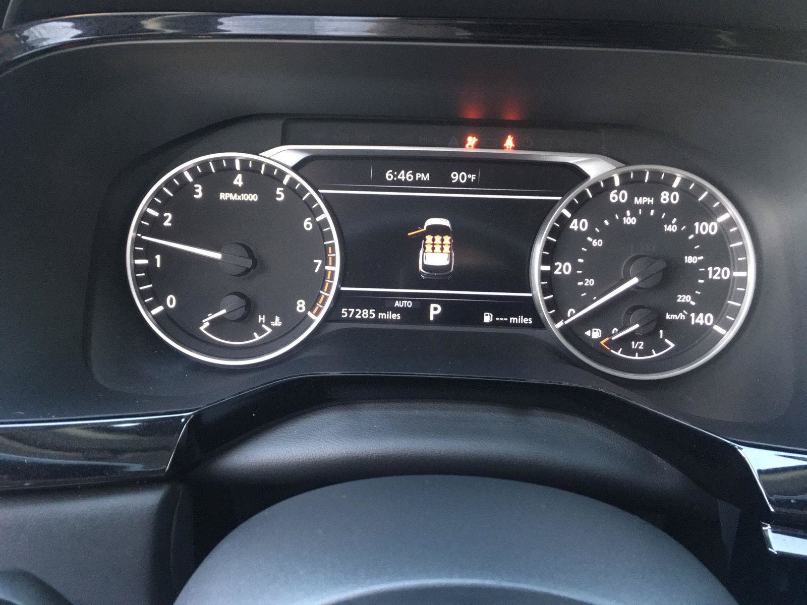 Used 2023 Nissan Pathfinder SV AWD/4WD image 22