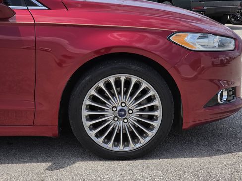 Used 2014 Ford Fusion Titanium FWD image 8