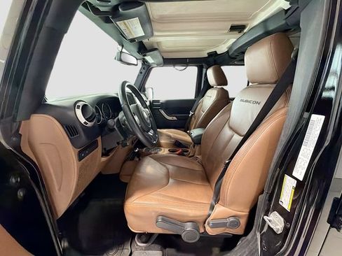 Used 2014 Jeep Wrangler Unlimited Rubicon w/ Max Tow Package AWD/4WD image 18
