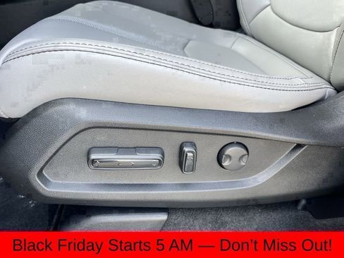 New 2025 Honda Pilot Touring image 26