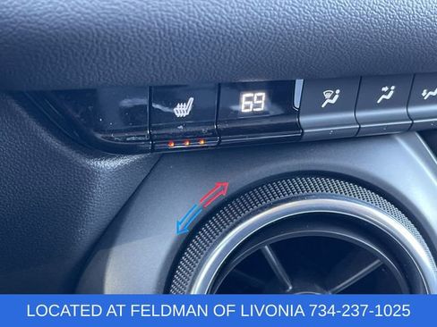Used 2024 Chevrolet Blazer LT w/ Convenience Package FWD image 34