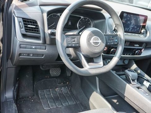 Used 2023 Nissan Rogue SV AWD/4WD image 8