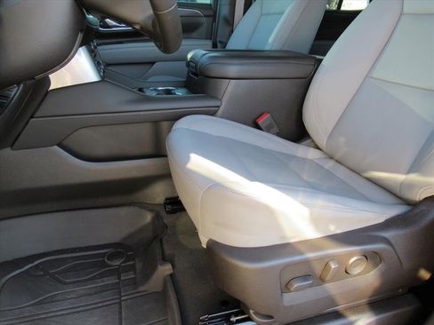 Certified 2023 Chevrolet Tahoe Z71 image 17