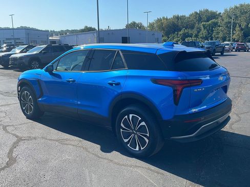 Used 2024 Chevrolet Blazer EV LT AWD/4WD image 3
