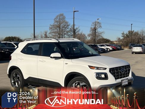 New 2026 Hyundai Venue SEL image 1