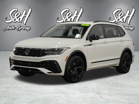 Used 2024 Volkswagen Tiguan SE R-Line AWD/4WD image 19