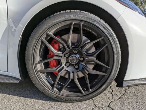 Used 2024 Chevrolet Corvette Z06 image 15