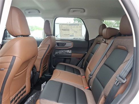 New 2025 Ford Bronco Sport Outer Banks w/ Outer Banks Tech Package+ image 8