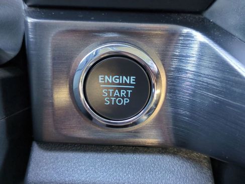 Used 2026 Ford F250 Lariat AWD/4WD image 29
