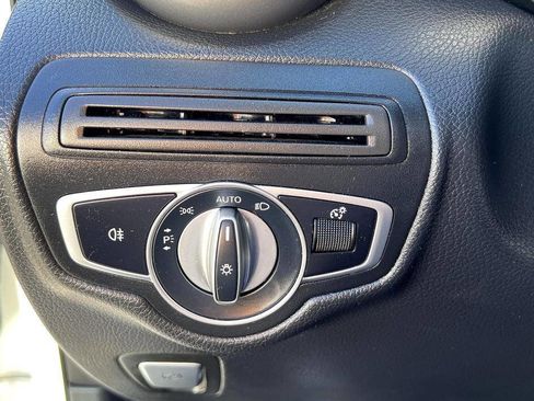 Used 2022 Mercedes-Benz GLC 300 4MATIC image 26