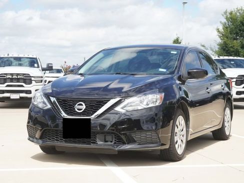 Used 2019 Nissan Sentra S FWD image 3