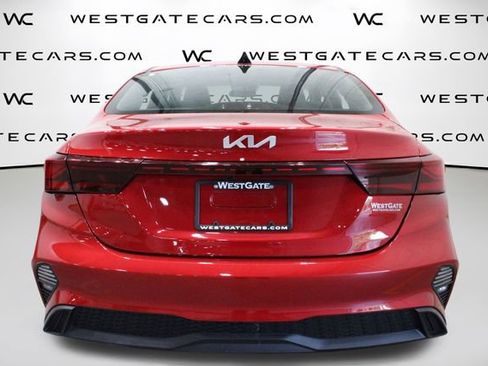 Used 2024 Kia Forte LXS image 7